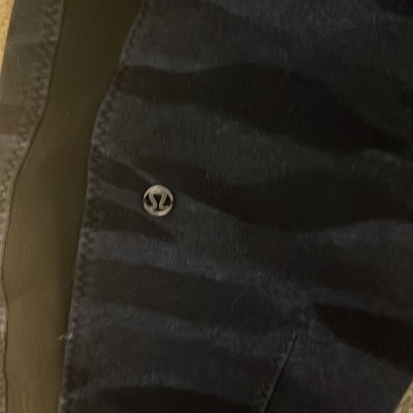 lululemon camo joggers - Picture 4 of 4